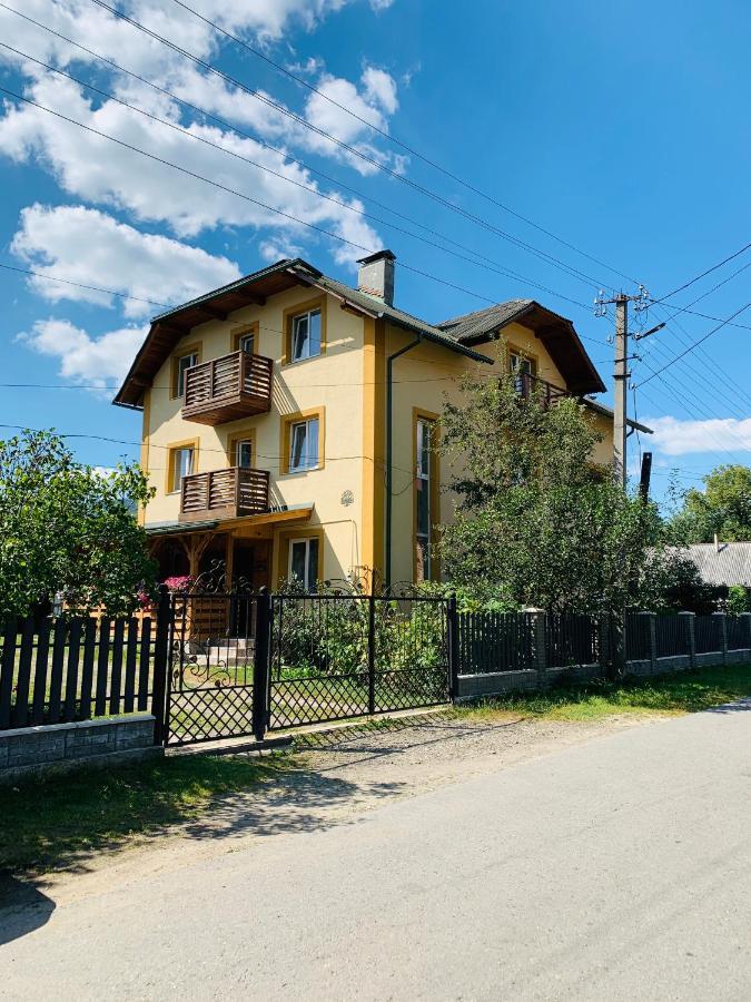 Отель Ніч над Карпатами Славское Экстерьер фото