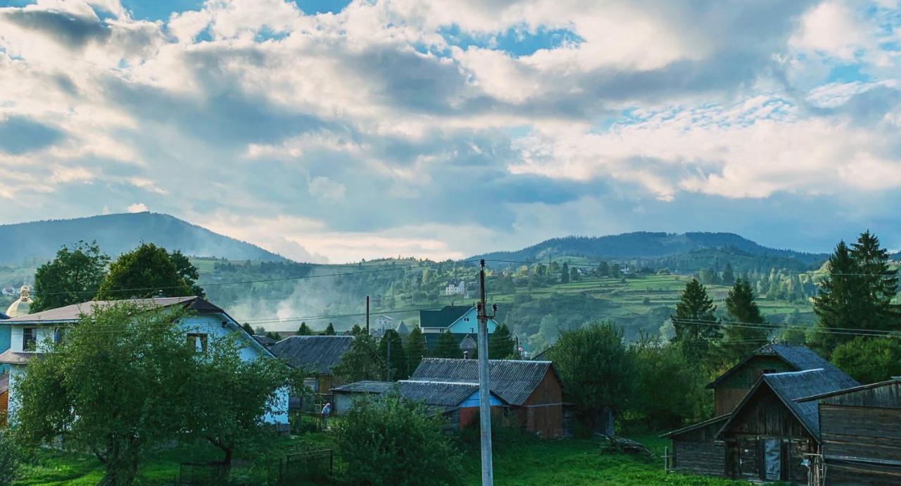 Отель Ніч над Карпатами Славское Экстерьер фото